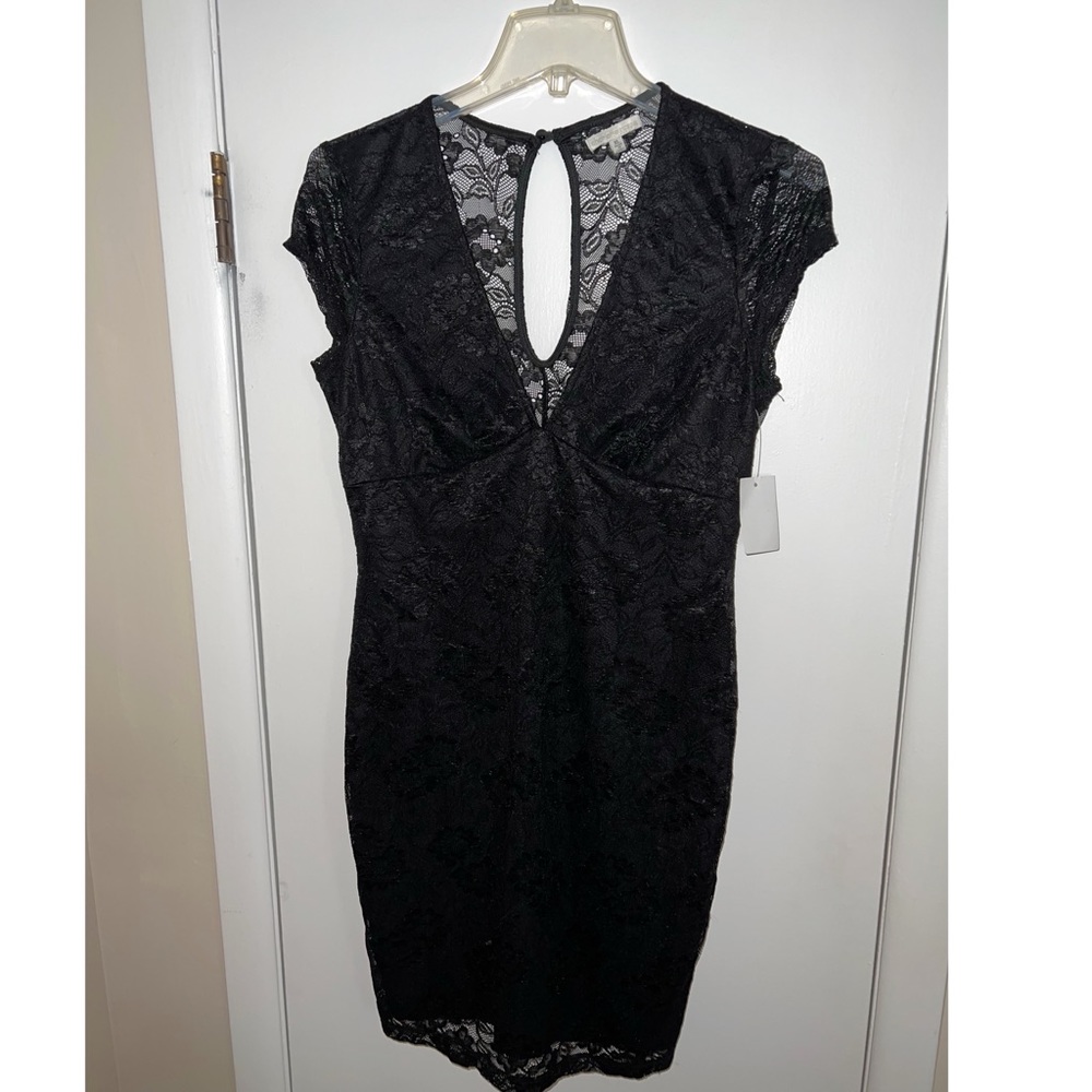 Laced V-neck Black Body-con Dress